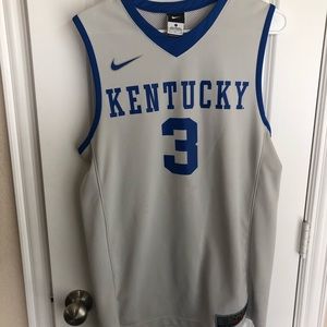 Men’s Nike Elite Kentucky #3 Jersey Small Used